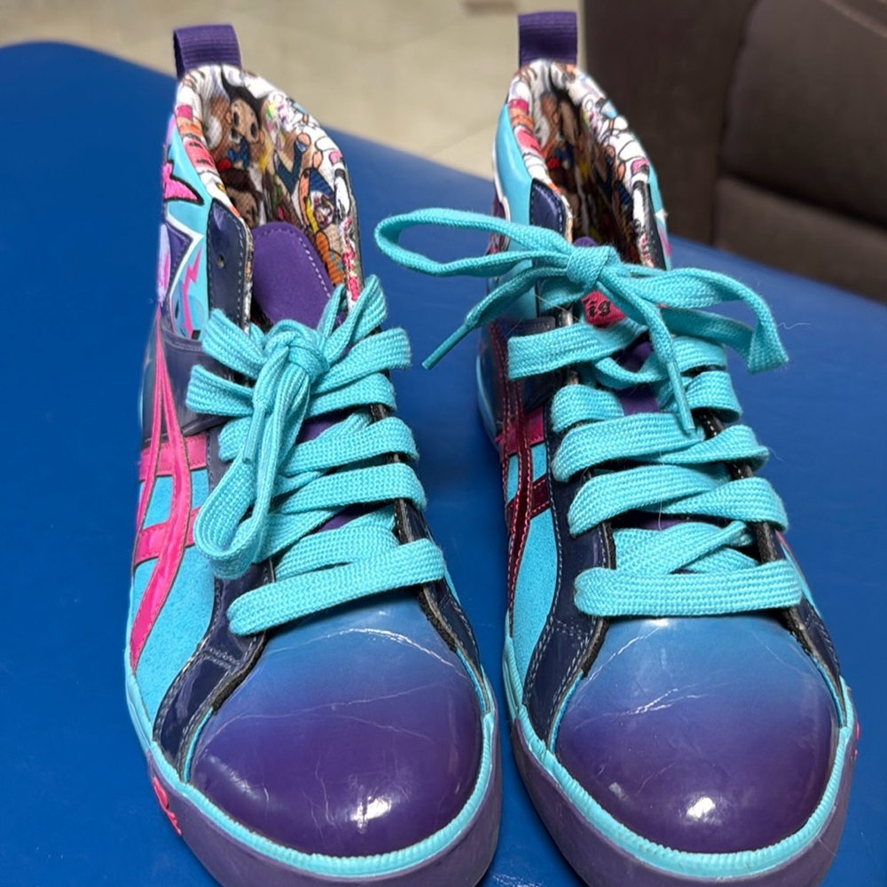 Onitsuka Tiger TokiDoki collab size 8